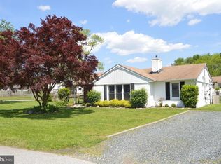 19 Melville Rd, Pasadena, MD 21122