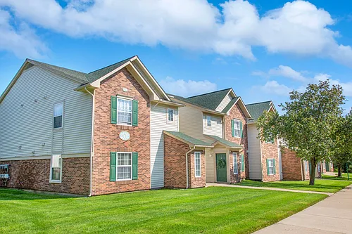 Lake Village of Rochester Hills Photo 1