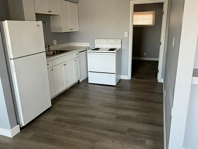324 W Cleveland Ave #1-5-8 — Photo 4