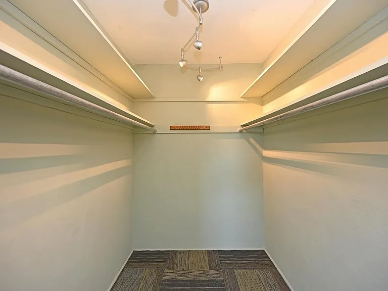 1815 William Howard Taft Rd #705 — Photo 22