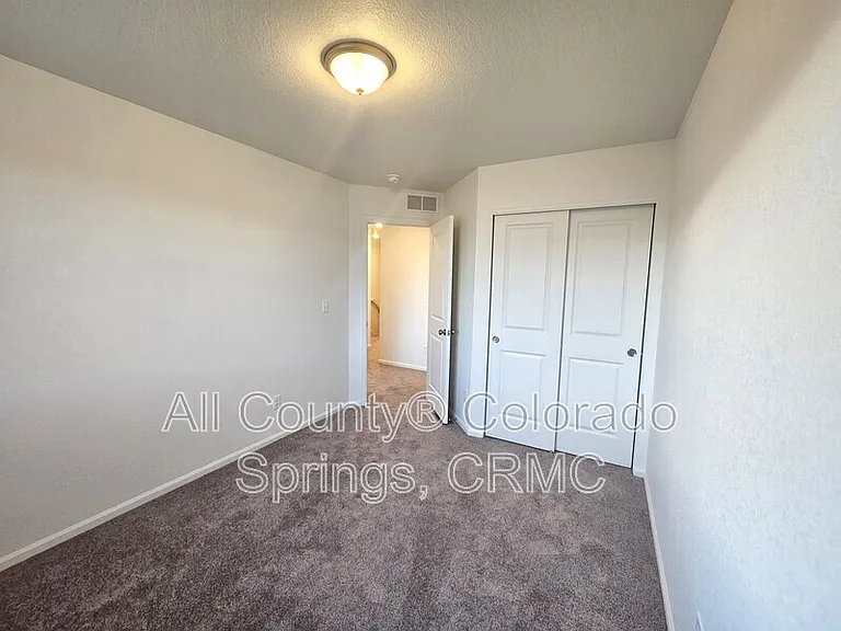 9256 Lytle Grv — Photo 19