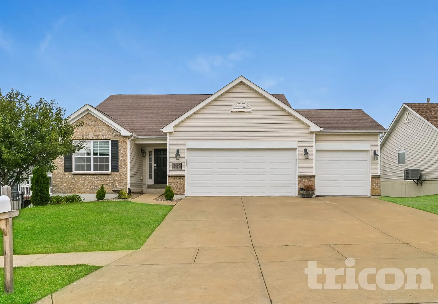 833 Railway Circle Wentzville MO — Photo 1