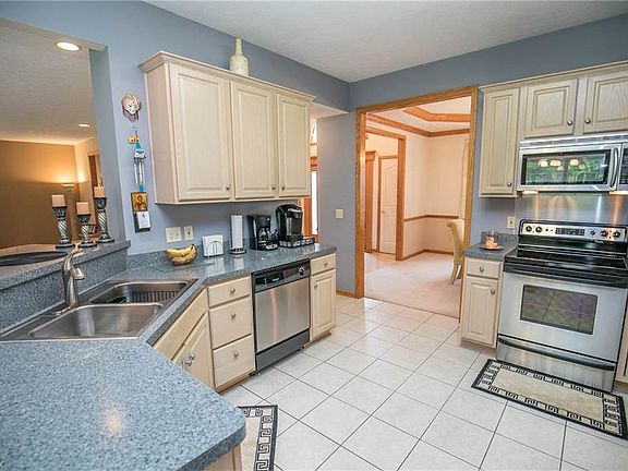 5th image of 11429 Woodrun Dr