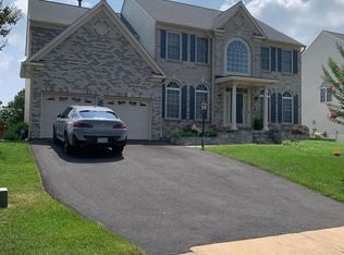 6269 Willowfield Way, Springfield, VA 22150