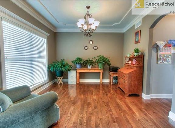 3rd image of 8931 N Essex Dr