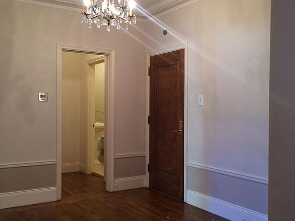5th image of 2000 California St #104