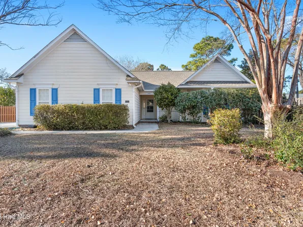 1305 Yardley Lane, Wilmington, NC 28412