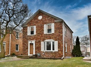 2214 N 77th Ct, Elmwood Park, IL 60707
