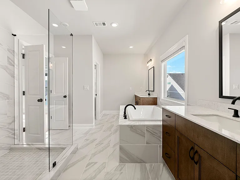 114 Stonehouse Dr — Photo 27