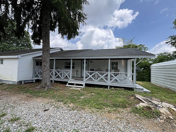 3rd image of 37900 Holley Rd