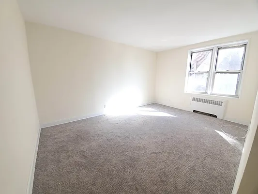 Rented by Smart NY Realty LLC | media 5