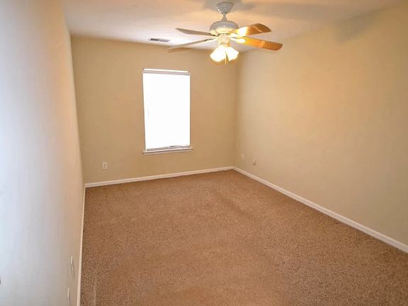 3rd image of 2942 Deep Cove Dr NW