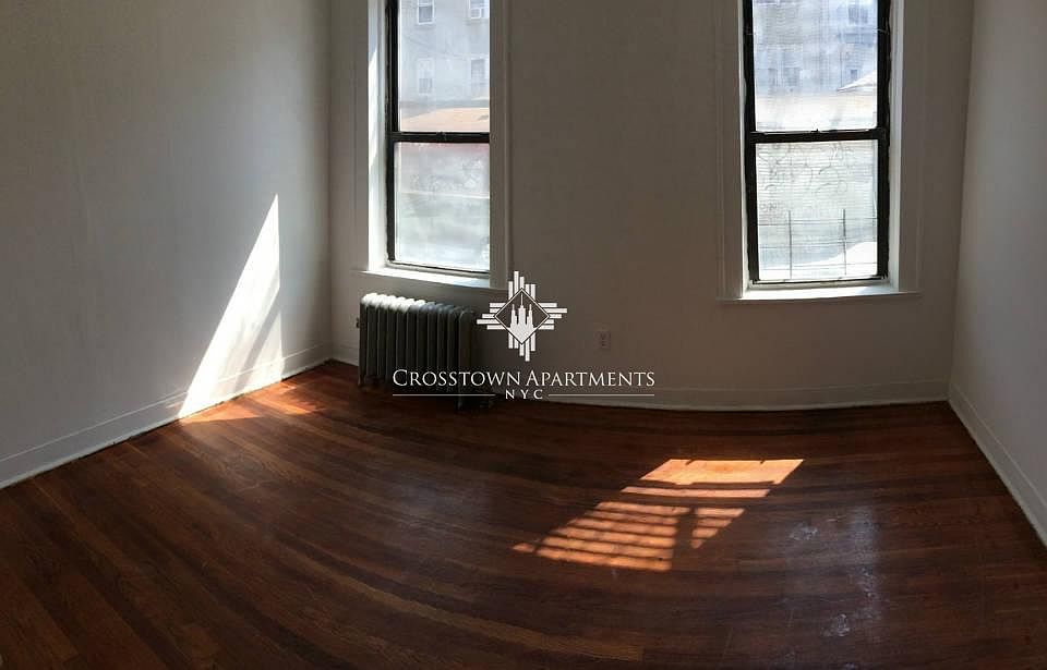 1st image of 2135 27th St APT A3