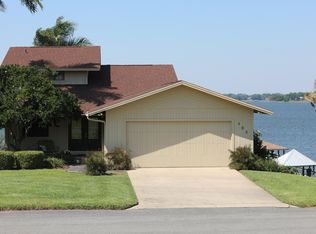 485 S Terrace Dr, Eagle Lake, FL 33839