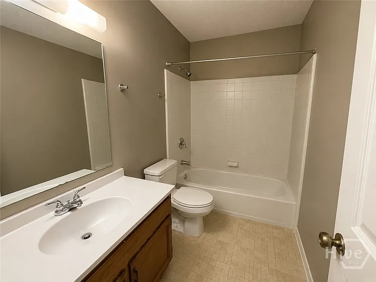 110 Flannigans Pl — Photo 8