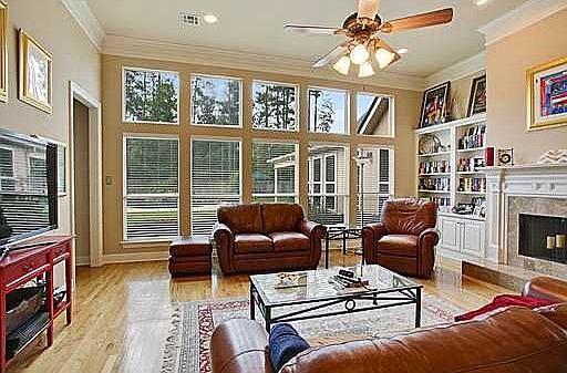 3rd image of 1075 Whitetail Dr