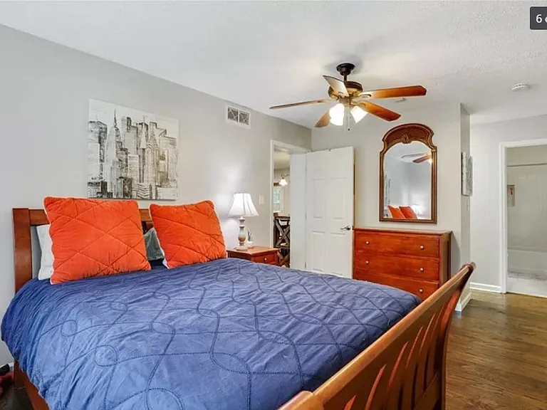 2207 Clearwater Dr SE — Photo 6