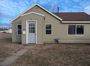 1211 6th Ave, Vinton, IA 52349