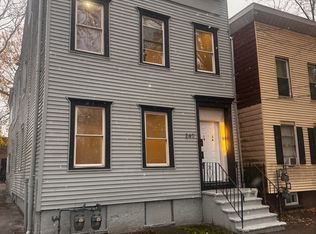 249 2nd St #2, Albany, NY 12206