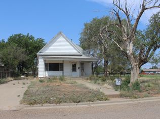302 S Armstrong Ave, Tulia, TX 79088