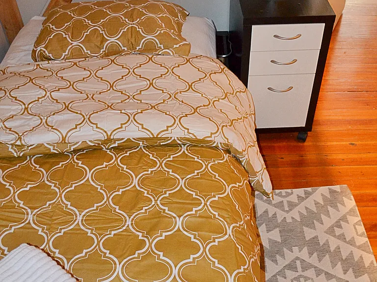 435 Hanover St #2D — Photo 5