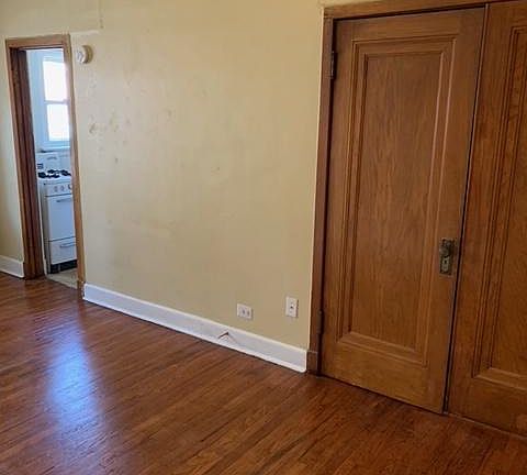 2nd image of 1107 N Pennsylvania St #11