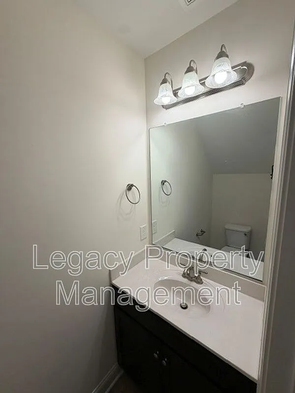 3 bed, 2.5 bath, 1441 sqft, $1,850 — Photo 4
