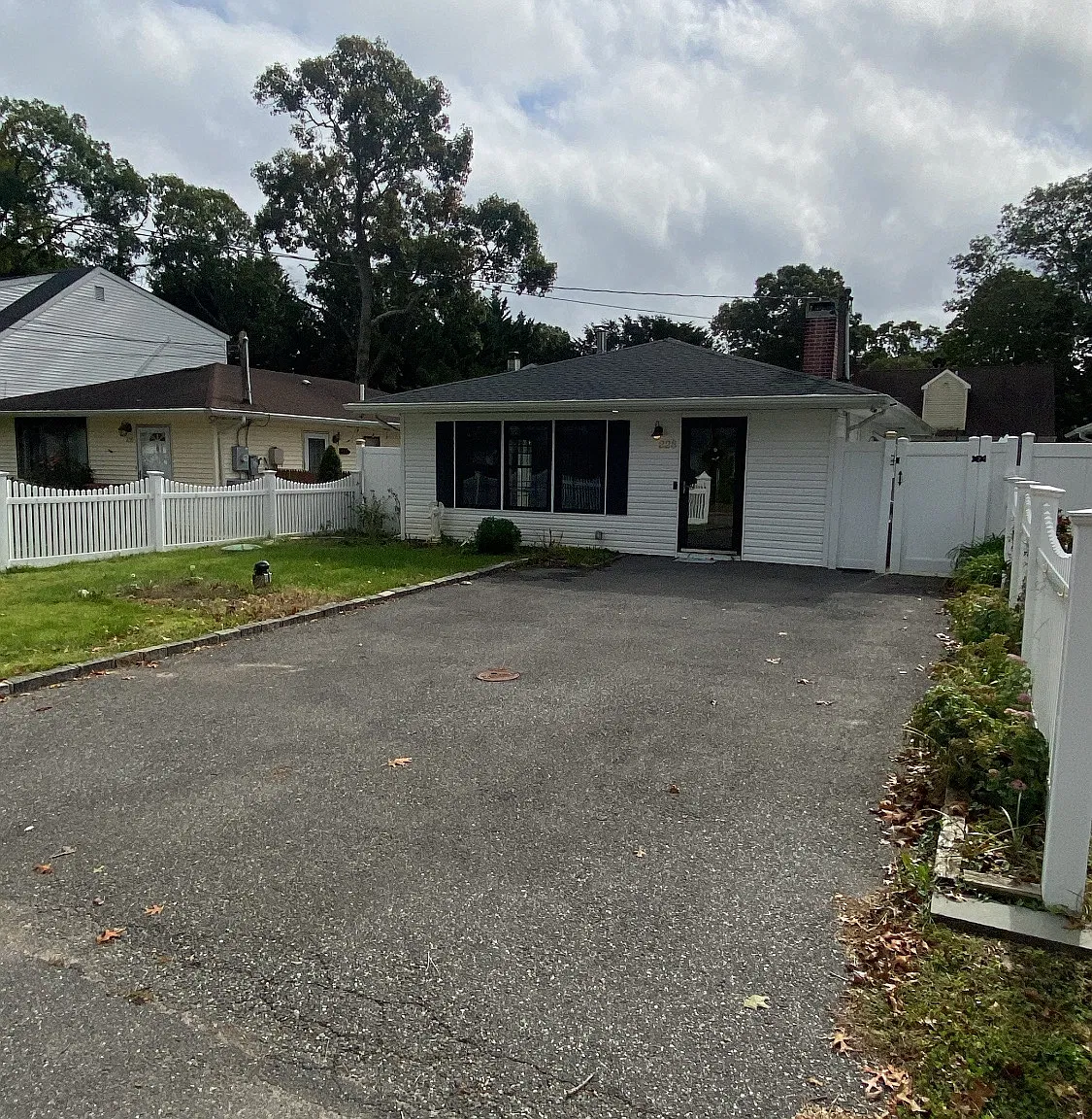 Patchogue Ave, Mastic — Photo 1
