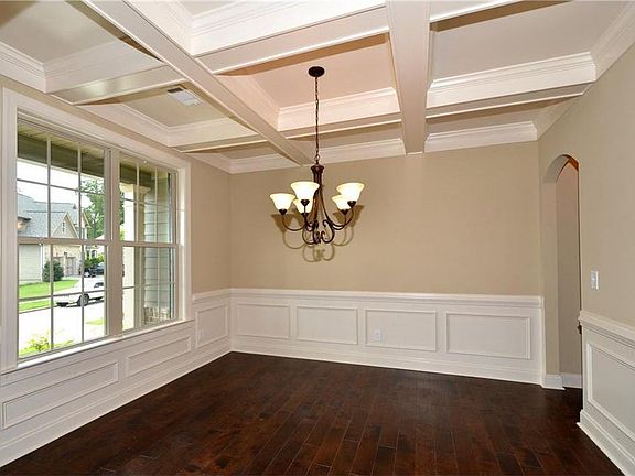 5th image of 1135 Acorn Oak Dr
