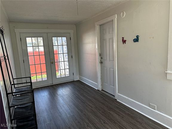 4th image of 159 Forest Dr