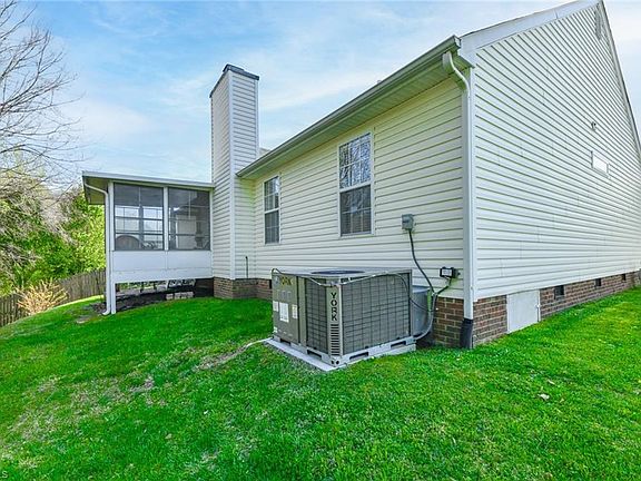 5th image of 117 Old Treybrooke Dr