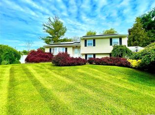 15 Congress Dr, Washingtonville, NY