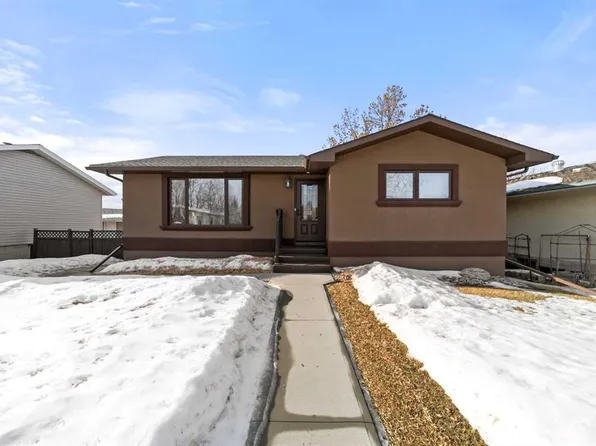 5304 E 56th St, Camrose, AB T4V 2E4