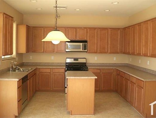 5th image of 7237 W Saint Catherine Ave