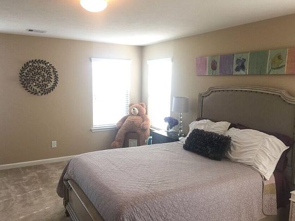 4th image of 21435 Biscayne Valley Ln