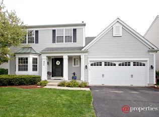 904 Chesapeake Blvd, Grayslake, IL 60030