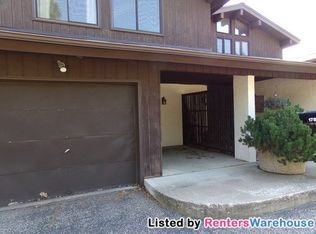 1788 McKnight Rd N #5, Maplewood, MN 55109