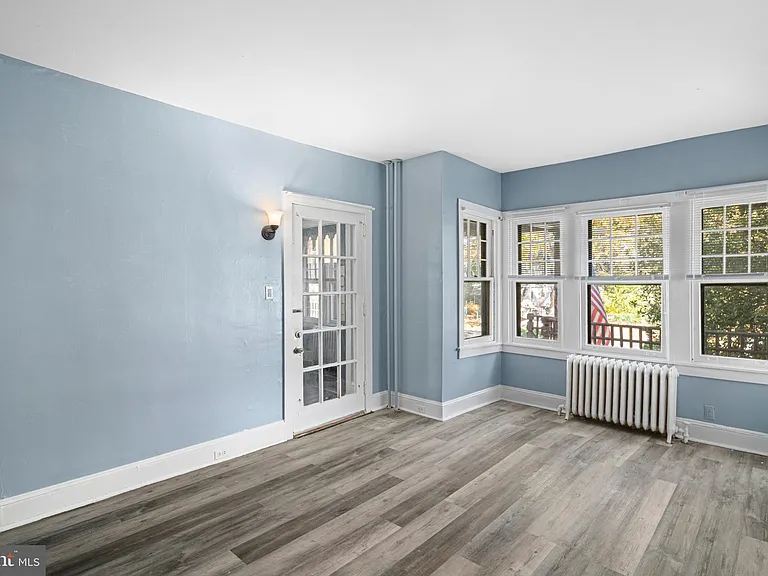216 Penn Blvd — Photo 3