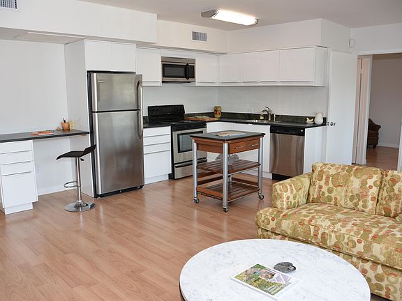 3rd image of 4255 N Winfield Scott Plz Ste 1