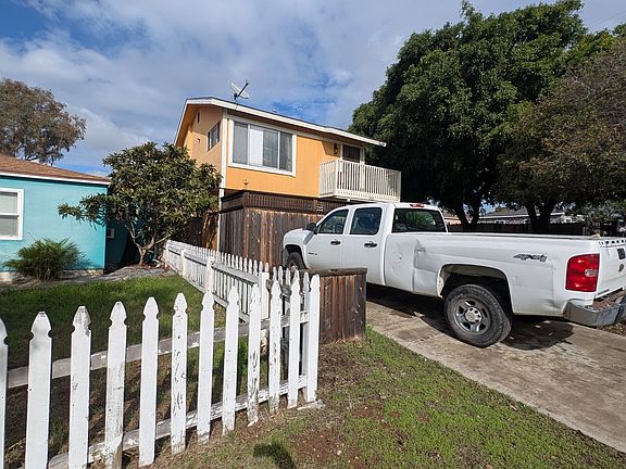 Ample parking in the driveway. Easy to find space on the street if you need more.
