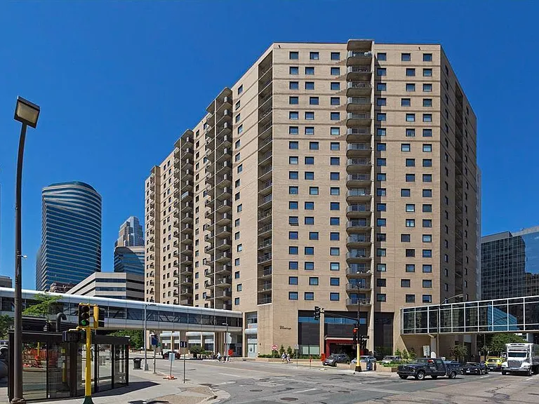 121 Washington Ave S #1102 — Photo 1