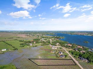 8 Hunter Pass, Waxahachie, TX 75165