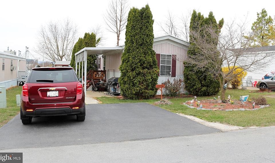 1st image of 11124 Lakeview Dr