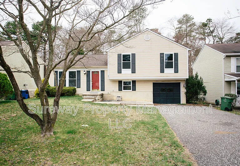 57 Lady Diana Cir — Photo 1