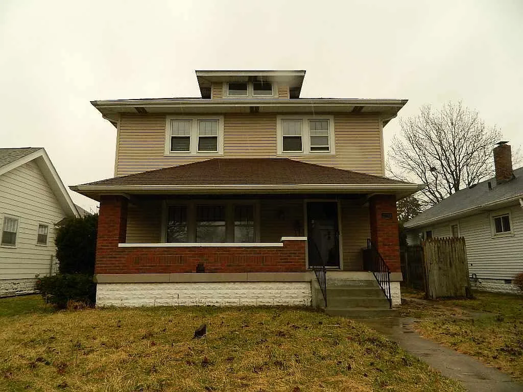 2753 Manker St photo 1