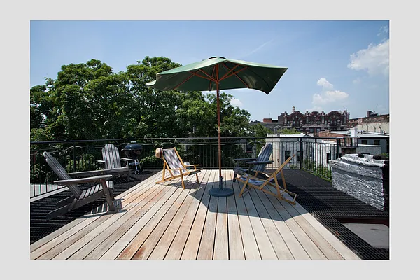 Sold by Stribling | media 17