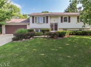 1720 Tompkins Dr, Normal, IL 61761