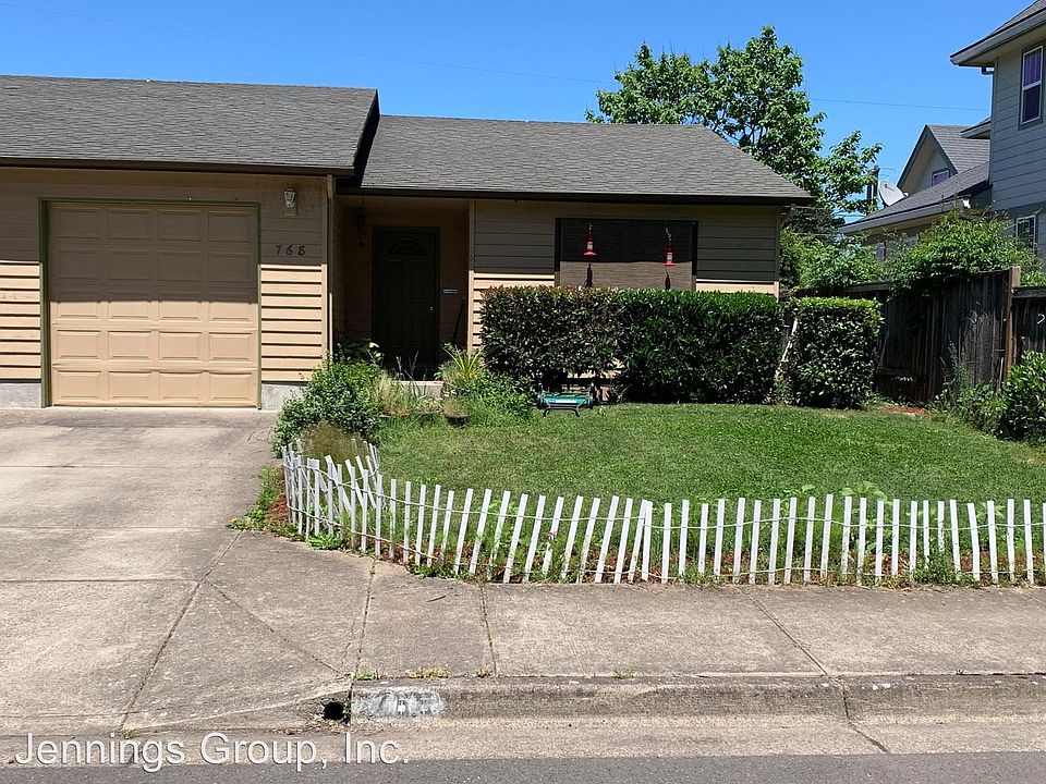 2nd image of 768 Stephens Dr