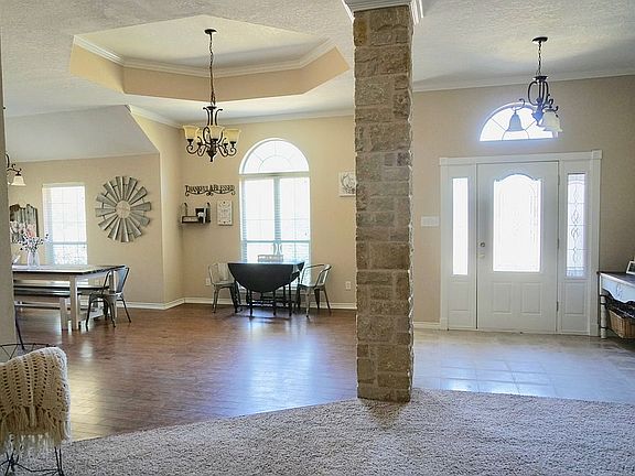 2nd image of 180 Bridal Path Dr