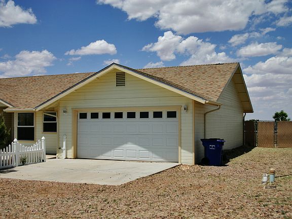 Attached Garage